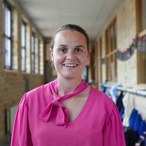 Anke Van Hooijdonck - Sint Jozefinstituut Essen